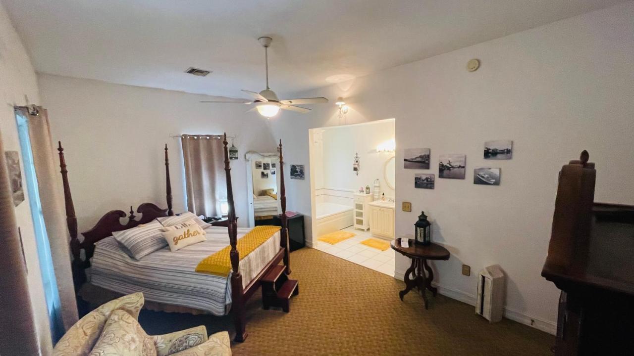 Saint Marks The Sweet Magnolia Inn מראה חיצוני תמונה
