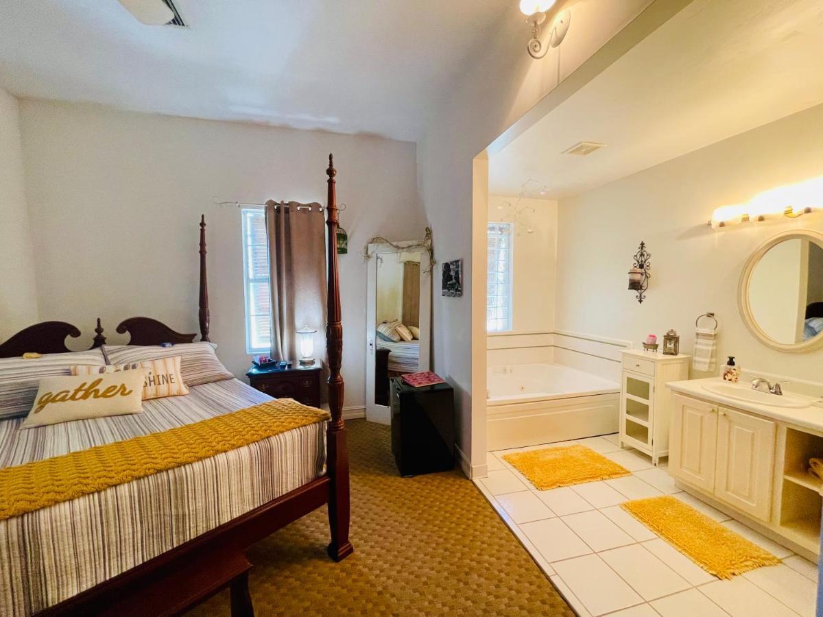 Saint Marks The Sweet Magnolia Inn מראה חיצוני תמונה